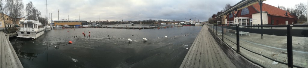 Wasa hamnen 2016-01-31, vinterliggare, tror de bor i sina båtar :-)....